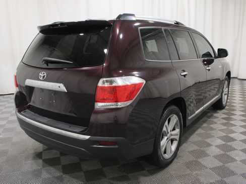 Used 2013 Toyota Highlander Limited FWD image 28