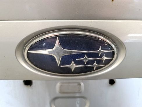 Used 2018 Subaru Crosstrek 2.0i Premium w/ Moonroof Package AWD/4WD image 17