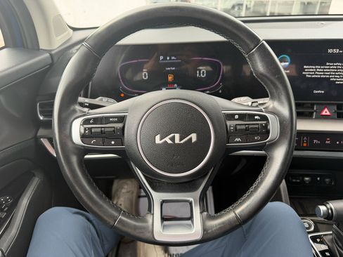 Used 2023 Kia Sportage EX FWD image 14