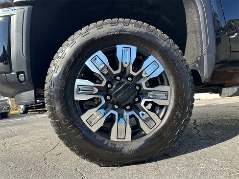 Used 2025 GMC Sierra 2500 Denali w/ Denali Reserve Package image 12