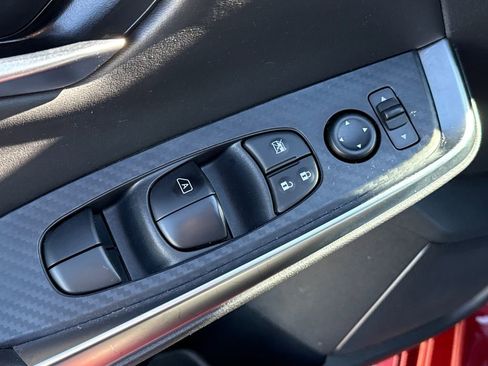 Used 2025 Nissan Sentra SR image 19