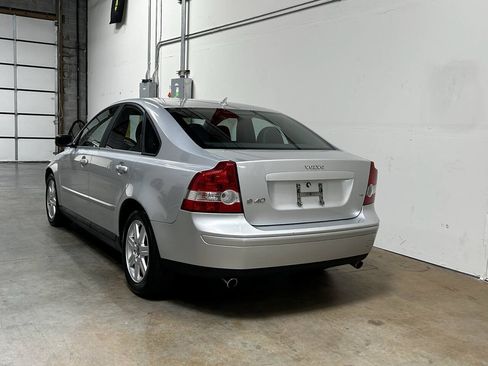Used 2005 Volvo S40 T5 FWD image 5