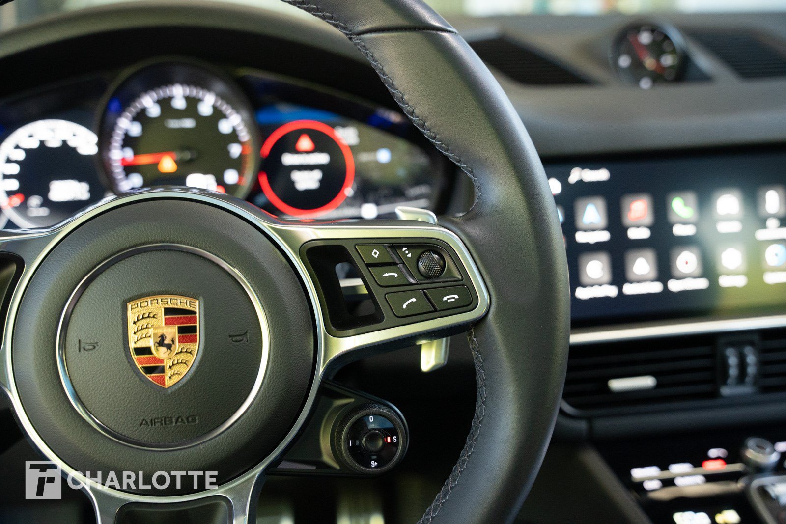 Used 2022 Porsche Cayenne S AWD/4WD image 19
