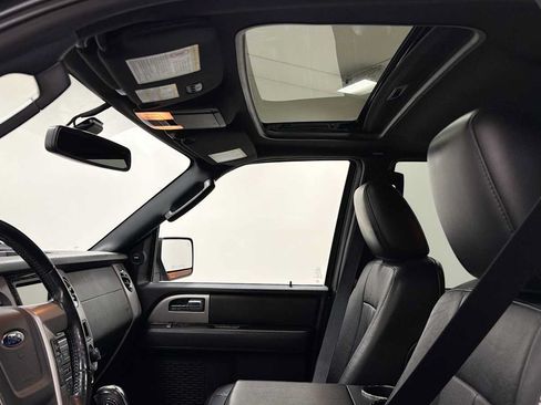 Used 2016 Ford Expedition EL Limited w/ Equipment Group 301A AWD/4WD image 24