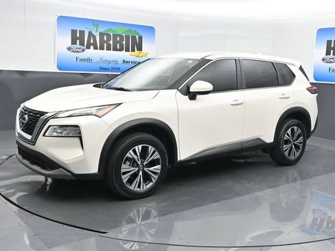 Used 2023 Nissan Rogue SV FWD image 1