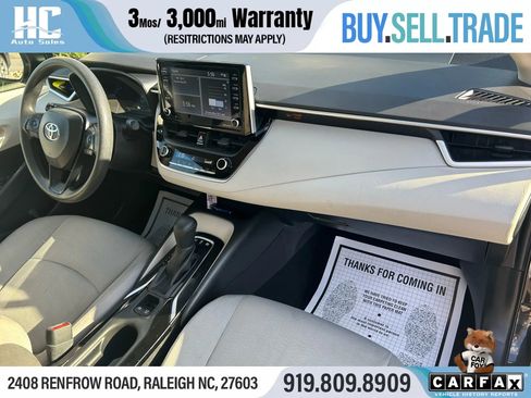 Used 2021 Toyota Corolla LE image 19
