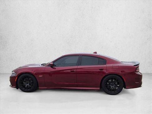 Used 2019 Dodge Charger Scat Pack image 9
