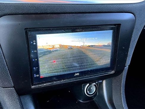 Used 2020 Dodge Charger SXT w/ Leather Interior Group image 13