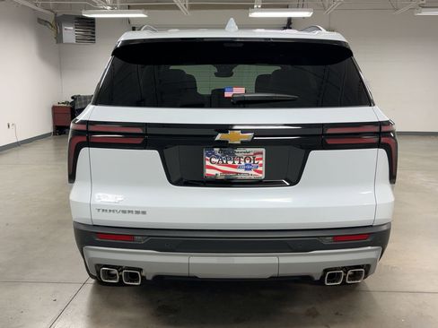 New 2026 Chevrolet Traverse LT w/ Sun and Wheel Package image 8