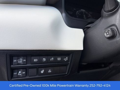 Used 2024 Toyota Tundra Capstone AWD/4WD image 20