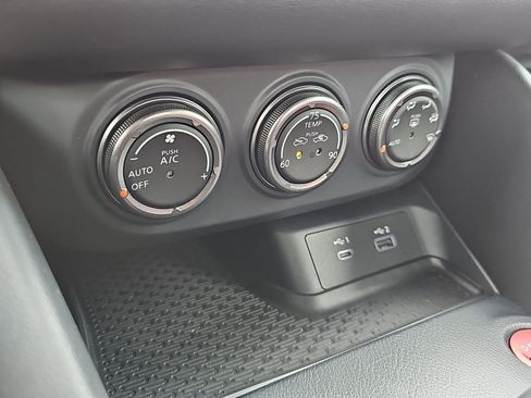 Used 2024 Nissan Z NISMO w/ Floor Mat Package RWD image 19