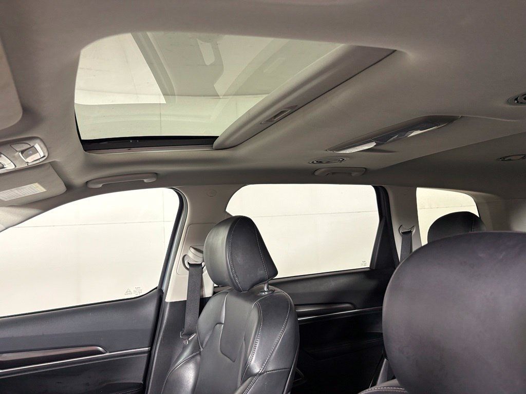 Used 2025 Kia Telluride S FWD image 37