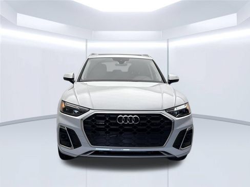 Certified 2023 Audi Q5 2.0T Premium w/ Convenience Package AWD/4WD image 11