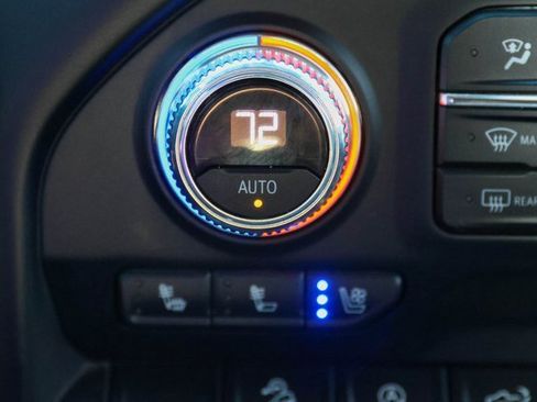 Used 2021 GMC Sierra 1500 SLT image 28