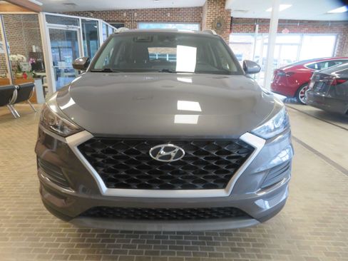 Used 2020 Hyundai Tucson SEL w/ Cargo Package FWD image 2