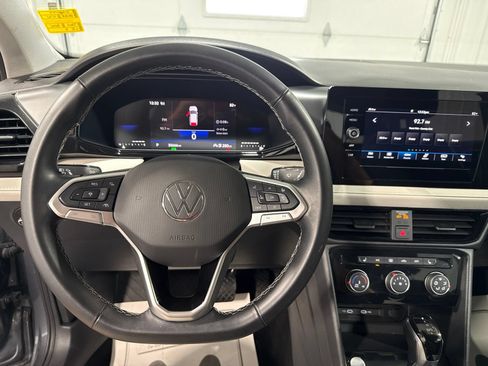 Used 2025 Volkswagen Taos S AWD/4WD image 29