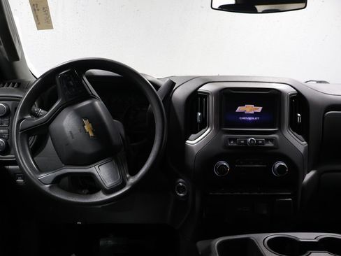 Used 2023 Chevrolet Silverado 1500 Custom image 16