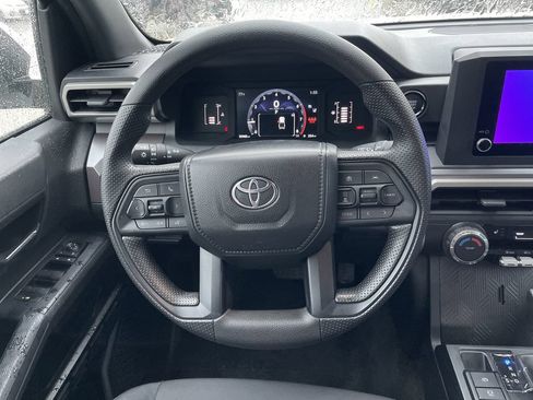 Used 2024 Toyota Tacoma SR5 AWD/4WD image 16