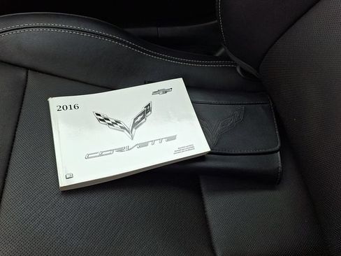Used 2016 Chevrolet Corvette Stingray Coupe RWD image 24