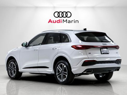 Used 2025 Audi Q5 Premium AWD/4WD image 3