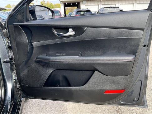 Used 2023 Kia Forte GT image 22