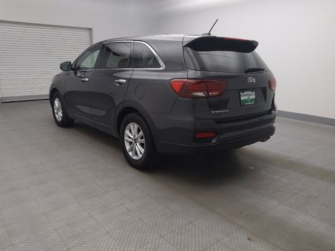 Used 2019 Kia Sorento FWD V6 image 5