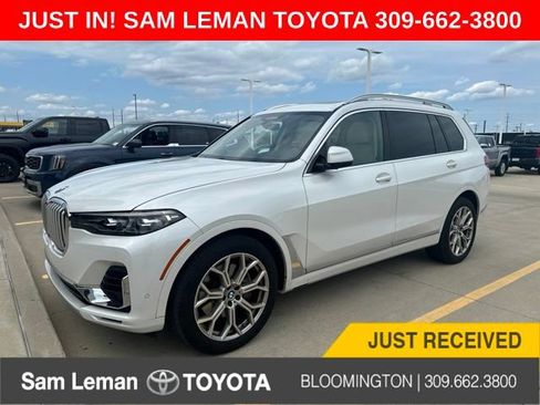 Used 2022 BMW X7 xDrive40i w/ Premium Package AWD/4WD image 1