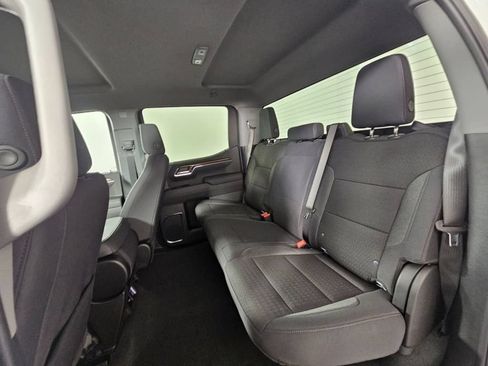 Used 2025 Chevrolet Silverado 1500 RST AWD/4WD image 19