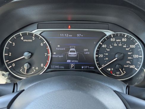 Used 2025 Nissan Altima 2.5 SV FWD image 22
