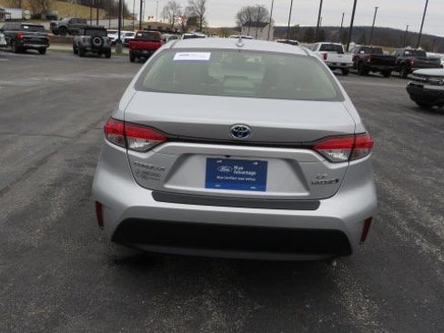 Used 2023 Toyota Corolla LE image 15