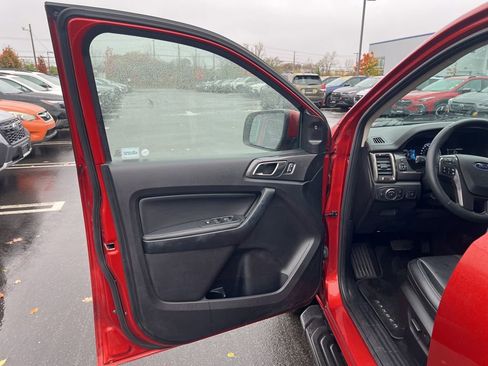 Used 2019 Ford Ranger Lariat w/ Equipment Group 501A Mid image 18