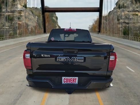 New 2026 GMC Canyon Denali w/ LPO, Denali Black Edition AWD/4WD image 9