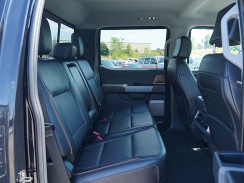 Used 2025 Ford F350 Lariat w/ Chrome Package AWD/4WD image 12