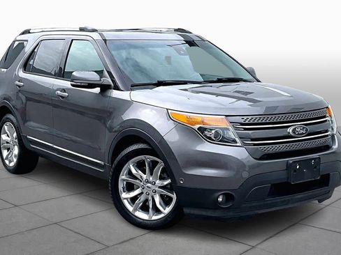 Used 2014 Ford Explorer Limited w/ Equipment Group 302A image 2