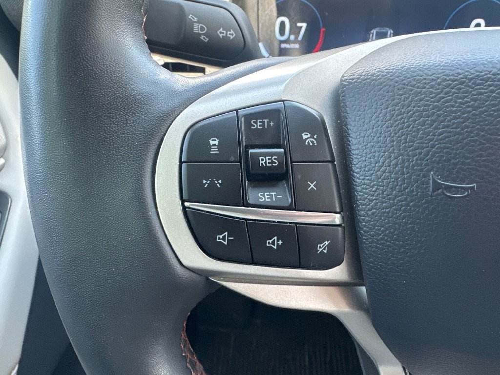 Used 2025 Ford Explorer Active w/ Active Comfort Package AWD/4WD image 20