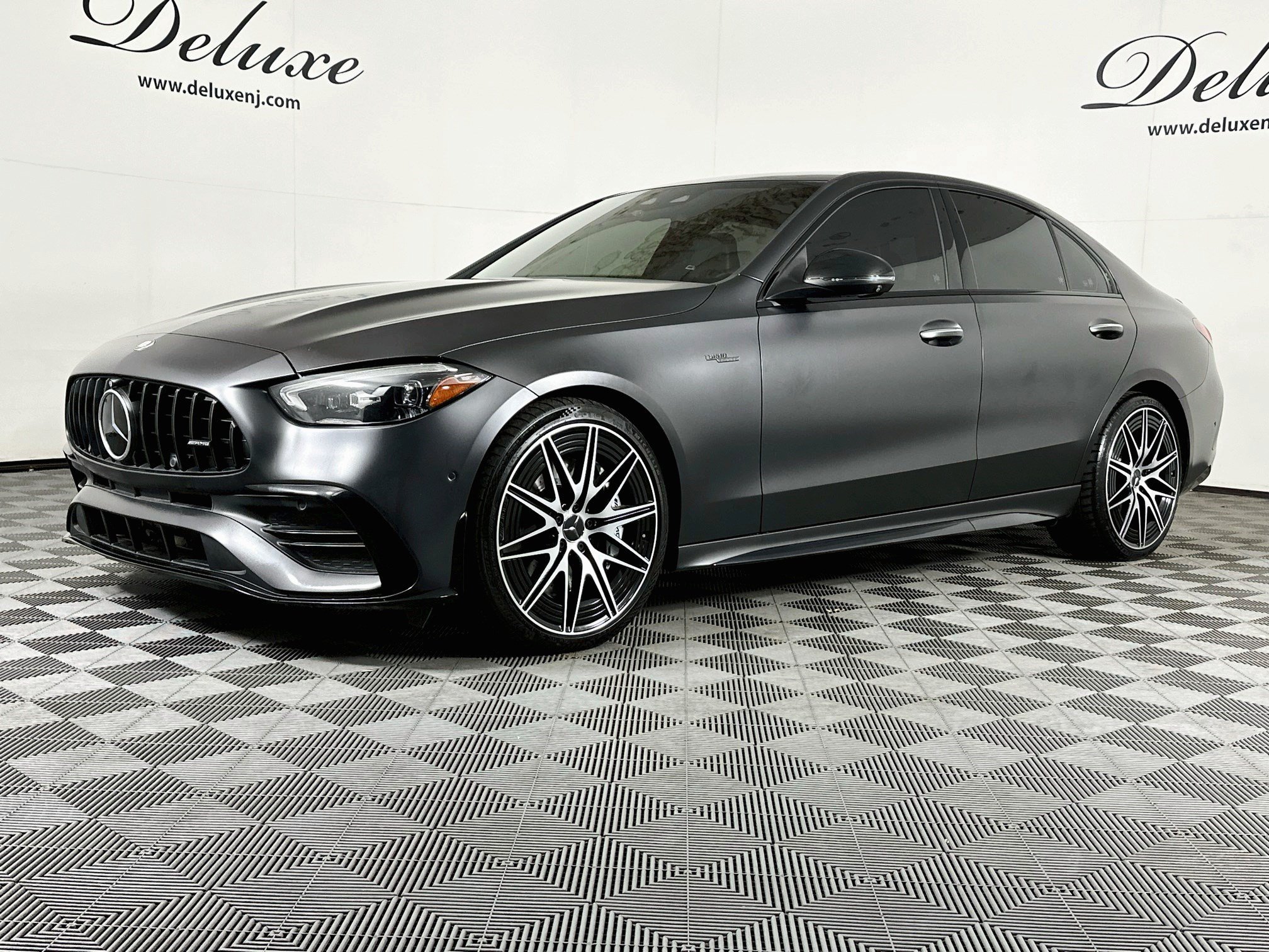 Used 2024 Mercedes-Benz C 43 AMG 4MATIC Sedan image 3