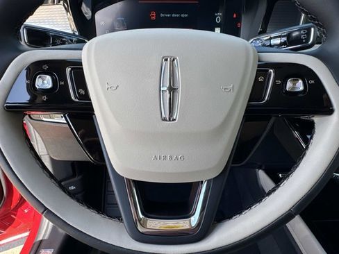 New 2026 Lincoln Corsair Premiere image 26