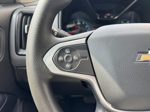Used 2022 Chevrolet Colorado W/T w/ WT Convenience Package RWD image 27