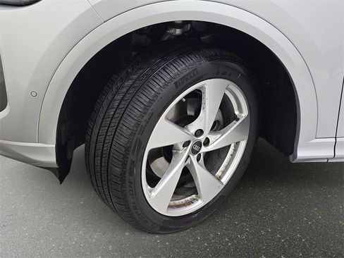 Used 2025 Audi Q5 Premium Plus w/ Premium Plus image 34
