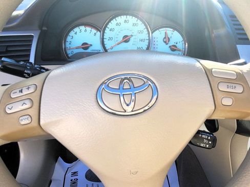 Used 2004 Toyota Solara SE image 16