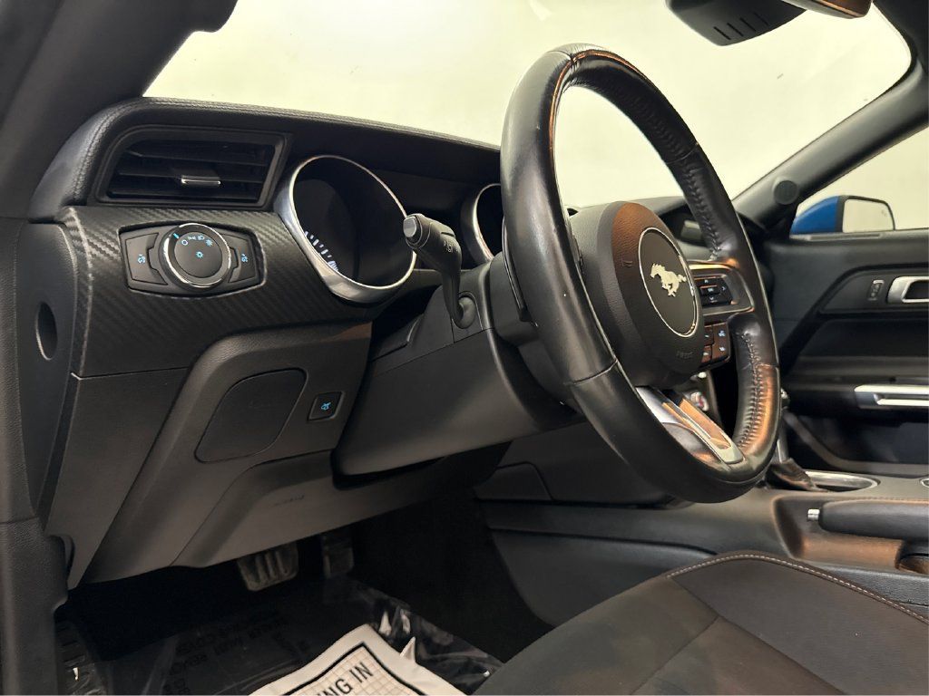 Used 2021 Ford Mustang Coupe RWD image 29