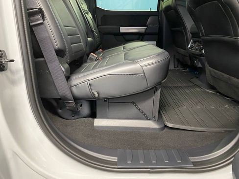 New 2026 Ford F250 Platinum image 44