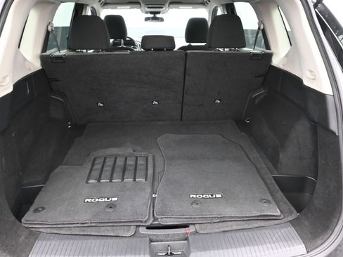 Used 2023 Nissan Rogue SV image 22