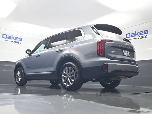 New 2025 Kia Telluride LX FWD image 43