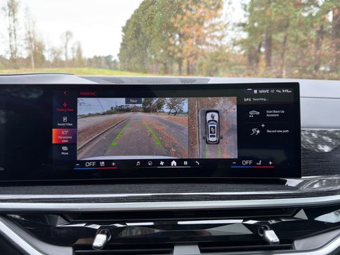 Certified 2024 BMW X7 M60i w/ Executive Package image 4