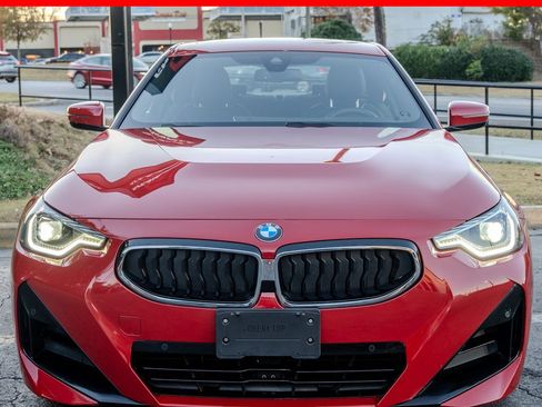 Used 2023 BMW 230i Coupe w/ M Sport Package image 2