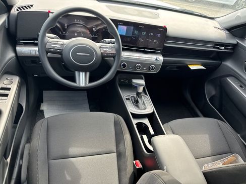 New 2026 Hyundai Kona SE image 13