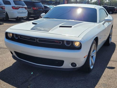 Used 2015 Dodge Challenger R/T w/ Quick Order Package 28B R/T image 24