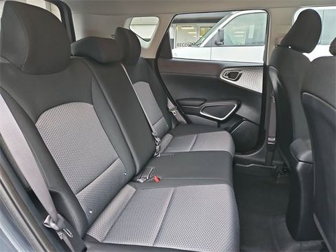 Used 2023 Kia Soul LX image 24
