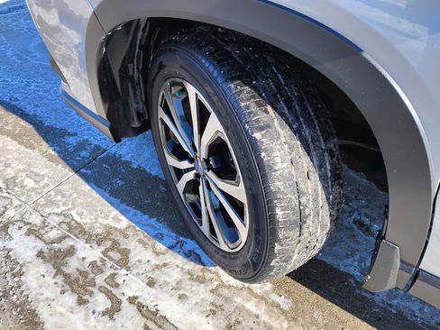 Used 2022 Subaru Forester Limited w/ Popular Package #2 image 24